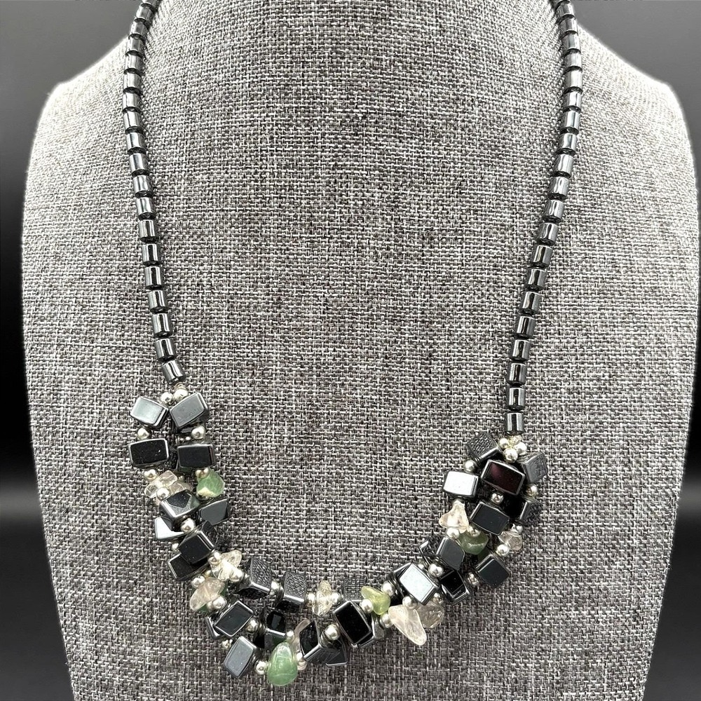 Vintage Chunky Hematite Gemstone Cluster Necklace Green Aventurine Quartz Boho‎
